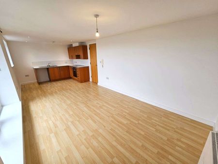 Available June! | Allocated Parking | Balcony | Unfurnished | One Double Bedroom | One Bathroom - Photo 2