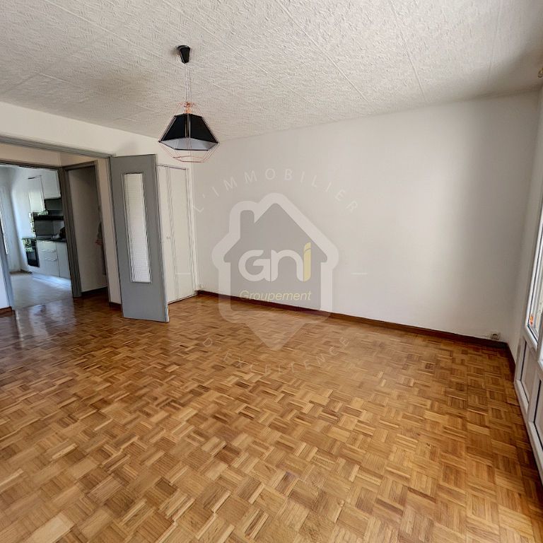 Location Appartement 3 pièce(s) 64 m2 +garage fermé, - Photo 1