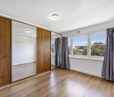 Charming 3-Bedroom House in Austin Ferry - Photo 6