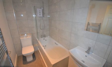 1 bedroom Flat - REGENT COURT, WELWYN GARDEN CITY. - Photo 4