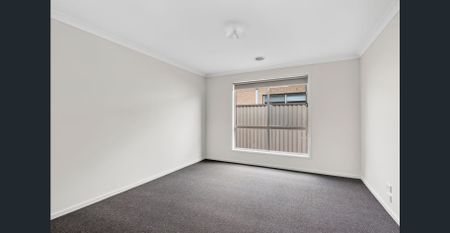 Modern Gem in Prime Marshall Location - Photo 4