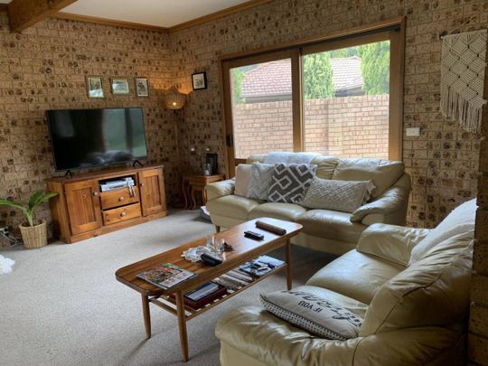 Unique Chalet style home - Photo 1