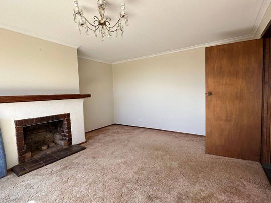 4 Bedroom Home - Photo 1