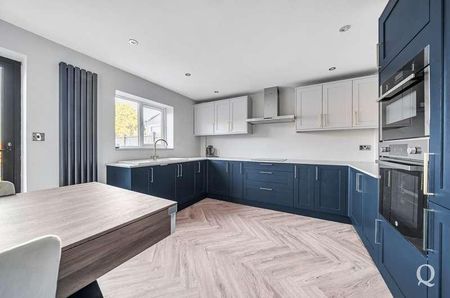 Cherry Gardens, Teynham, Sittingbourne, Kent, ME9 - Photo 5