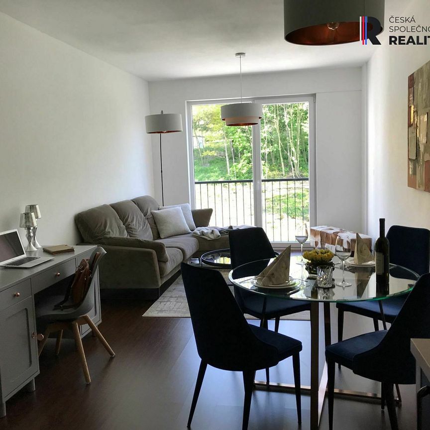 Pronájem bytu 2+kk 62 m² - Photo 1