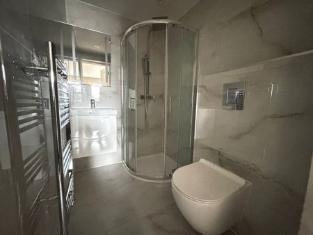 2 Bed Flat, High Road, N12 - Photo 5