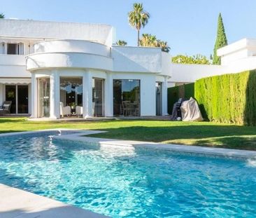 6 bedroom luxury Villa for rent in The Golden Mile, Marbella, Andal... - Photo 2