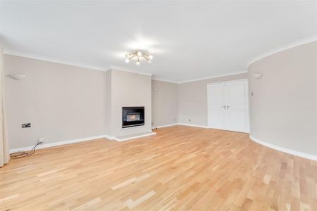 4 BED Detached house To rent - Photo 5