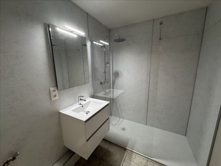 Location Appartement 3 pièces 67m² - Photo 5