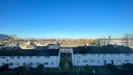 3 bedroom flat to rent - Photo 2