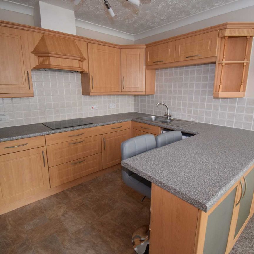 Rowan Court, Bebington - Photo 1