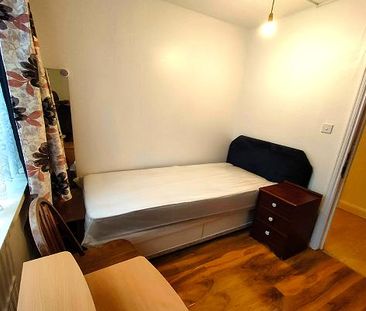1 bedroom house of multiple occupation to rent - Photo 1