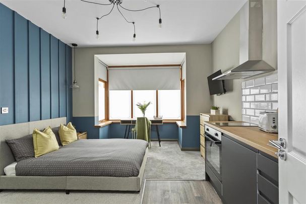 1 bedroom in a house share to rent - Photo 1