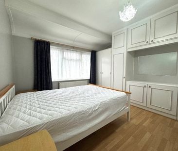 Longthornton Road, SW16, Property for rent - Photo 3