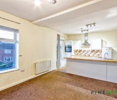 2 BEDROOM Apartment - First Floor - Photo 2