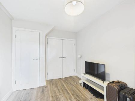 Apartment 6, 12 - Photo 4