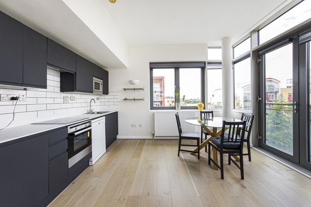 1 bedroom flat to rent - Photo 1