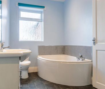 2 bedroom terraced house to rent - Photo 5