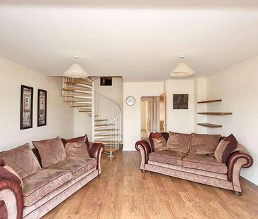 Keating Close, Rochester, Kent, ME1 - Photo 1