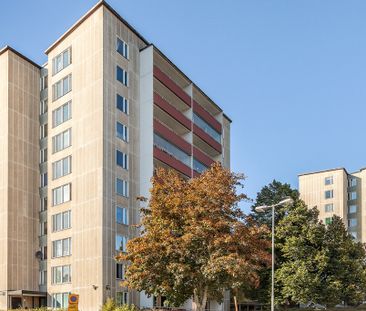 Slånbärsvägen 5 - Photo 1