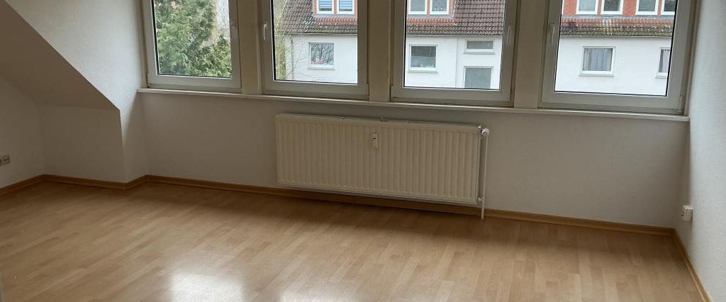 Geräumige helle 4-Zimmer-Wohnung in Zeven - ab sofort anmietbar - Photo 1