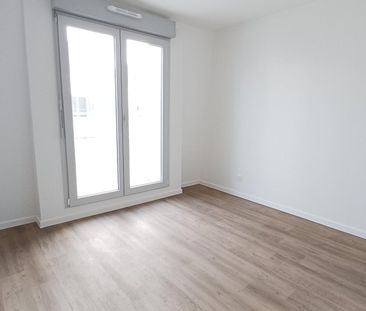 location Appartement T2 DE 46.47m² À SAVIGNY LE TEMPLE - Photo 6