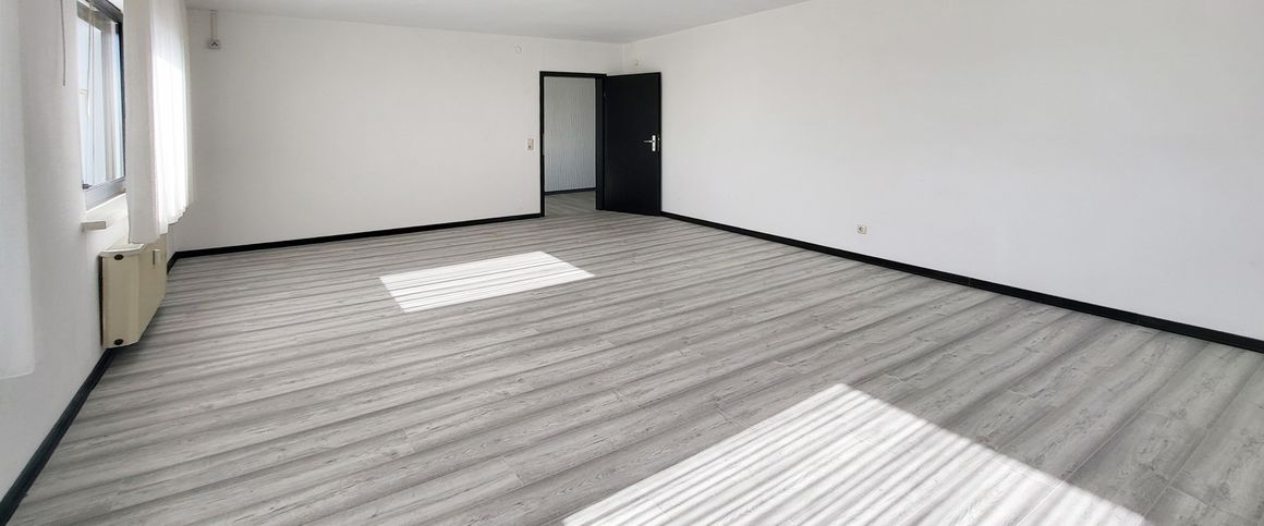 Helle. lichtdurchflutete 3 Zimmerwohnung in ruhiger Wohnlage! - Photo 1