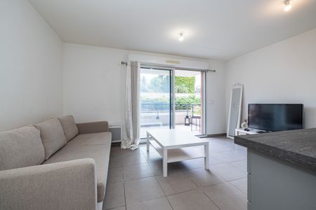 NICE / FABRON - Studio MEUBLE avec terrasse et garage - Photo 3