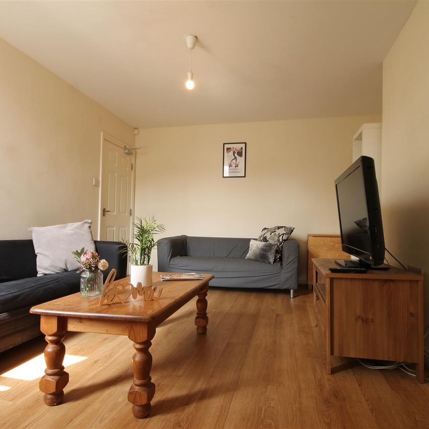 Forsyth Road, Jesmond - Photo 1