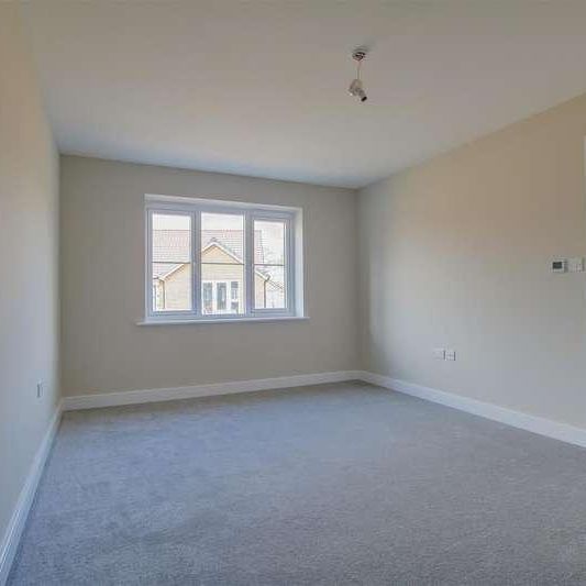 Park Gate Corner, Little Clacton, CO16 - Photo 1