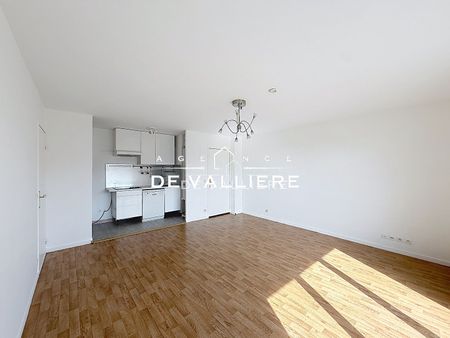 Location Appartement 3 pièces 61m² NANTERRE 92000 - Photo 3