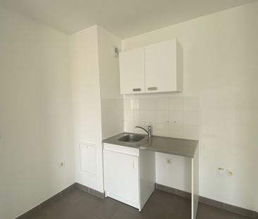 Appartement 2 pièces + parking extérieur - Photo 6