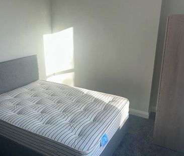 Unit 4, 7 Elmwood Avenue, Lisburn Road, Belfast, BT9 6AZ - Photo 2