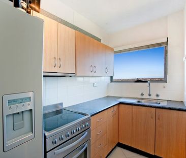 2 Bedroom apartment in the heart of Parramatta! - Photo 6