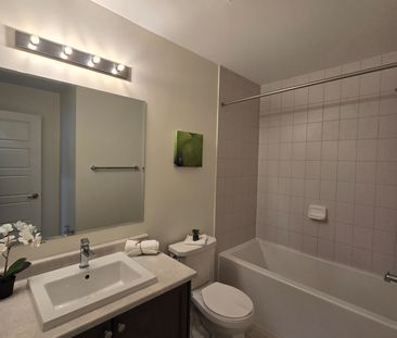 For Lease - 236 Vivant Street, Newmarket, Ontario - Photo 5