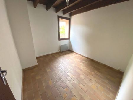 Location maison ancienne 4 pièces 62 m² à Crest (26400) - Photo 4