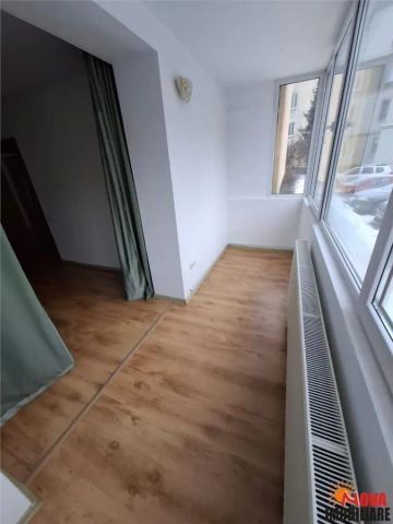 Apartament doua camere pretabil birouri - Photo 2