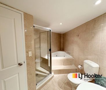 MODERN COASTAL LIVING WITH EXCEPTIONAL OUTDOOR SPACE - Photo 6