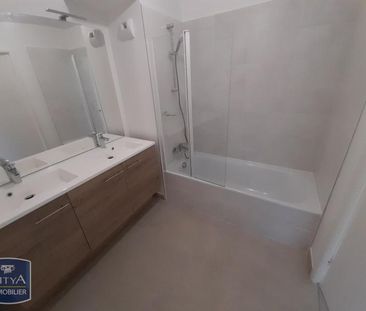 Location Appartement 3 pièces 58m² NICE 06200 - Photo 4
