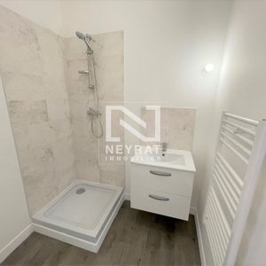 Location Appartement 2 pièces 37m² GUEUGNON 71130 - Photo 2