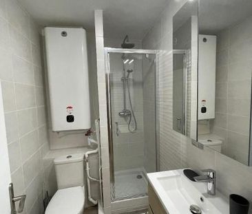 Location Appartement 2 pièces 40m² TOULON 83000 - Photo 6