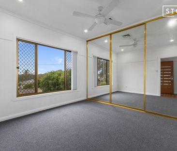 Freshly Renovated Interiors! - Photo 2