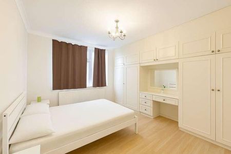 St. Margarets Road, Edgware, HA8 - Photo 3