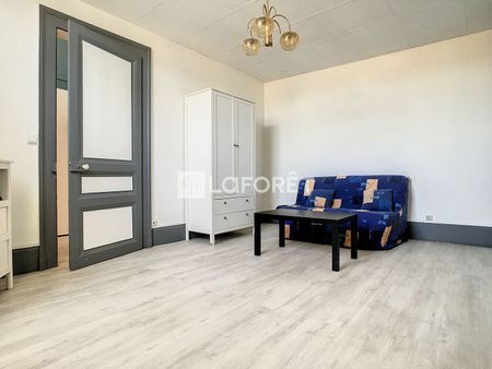 Apartment - Photo 2