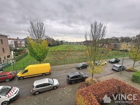 Appartement te huur - Foto 3