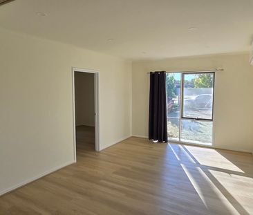 Four bedroom house - Photo 6