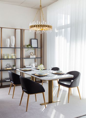 Daniel Johnson - Photo 3