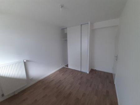 location Appartement T2 DE 43.7m² À CERGY - Photo 3