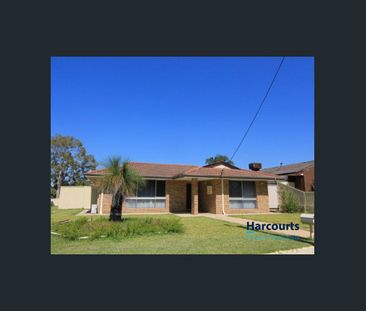 Corner Block with Double Lockup Garage - Photo 2