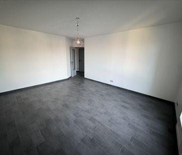 Location Appartement 3 pièces 68m² - Photo 3